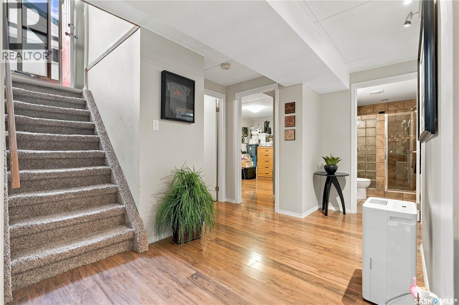 2769/2771 Eastview, Saskatoon, SK