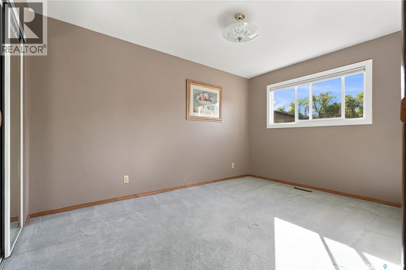 2769/2771 Eastview, Saskatoon, SK