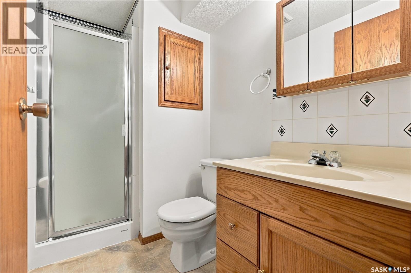 2769/2771 Eastview, Saskatoon, SK