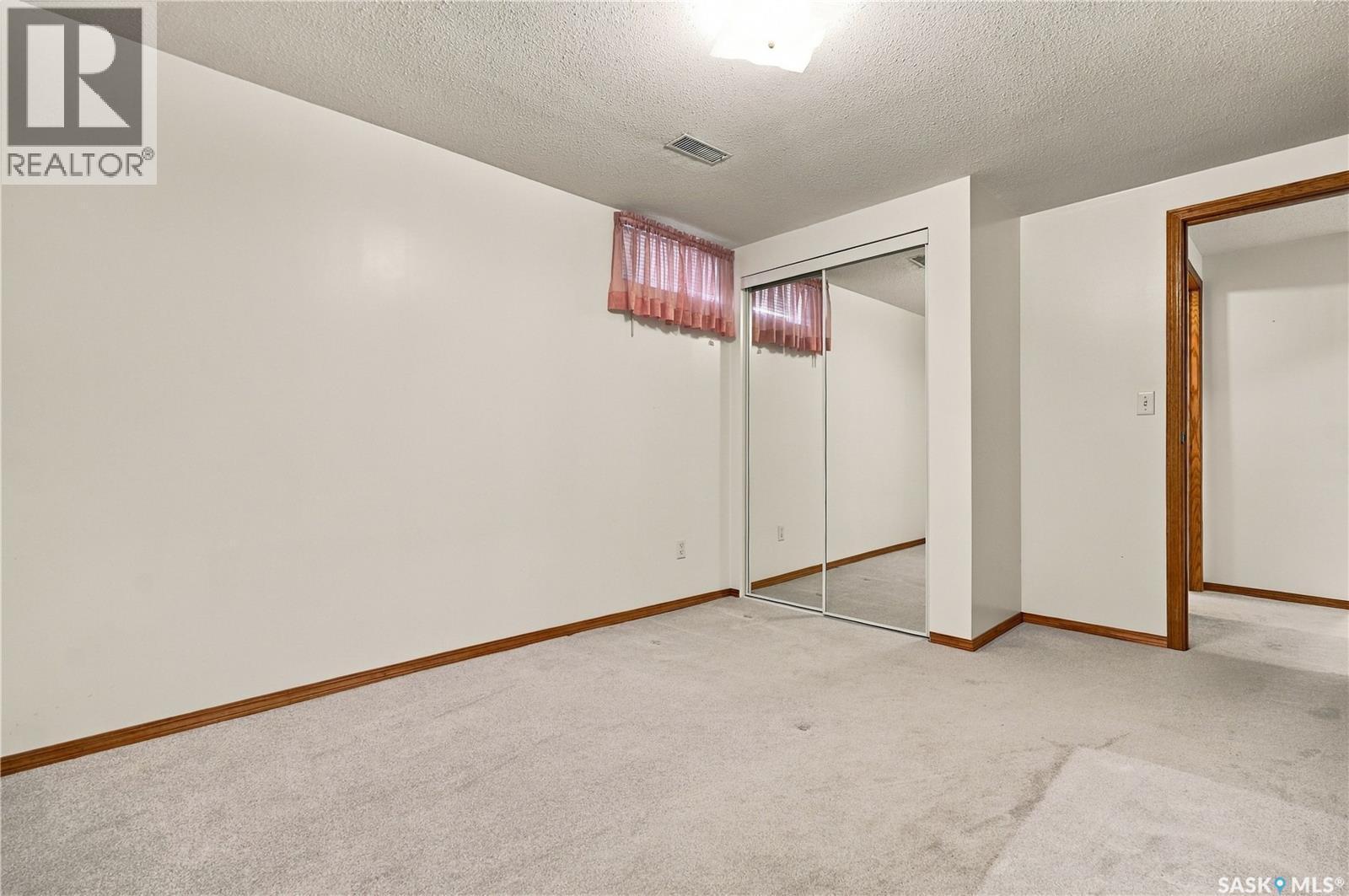 2769/2771 Eastview, Saskatoon, SK