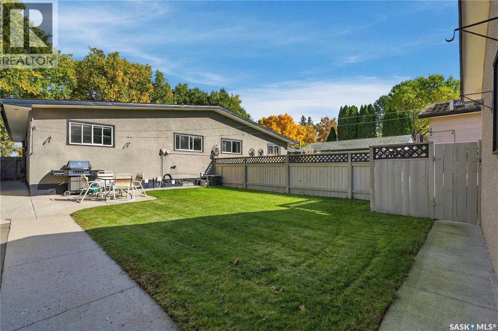 2769/2771 Eastview, Saskatoon, SK