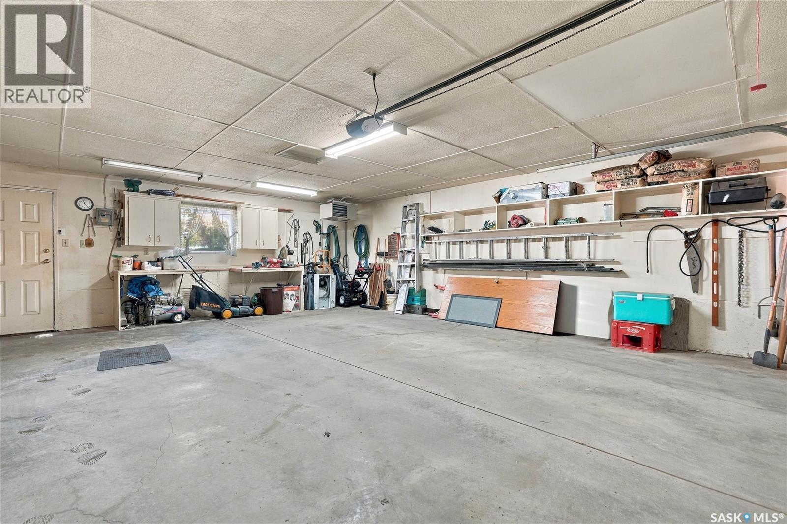 2769/2771 Eastview, Saskatoon, SK