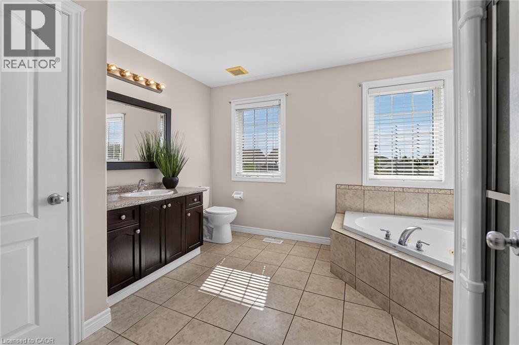 17 Cherry Avenue, Smithville, ON