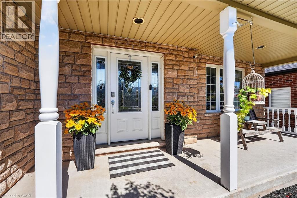17 Cherry Avenue, Smithville, ON