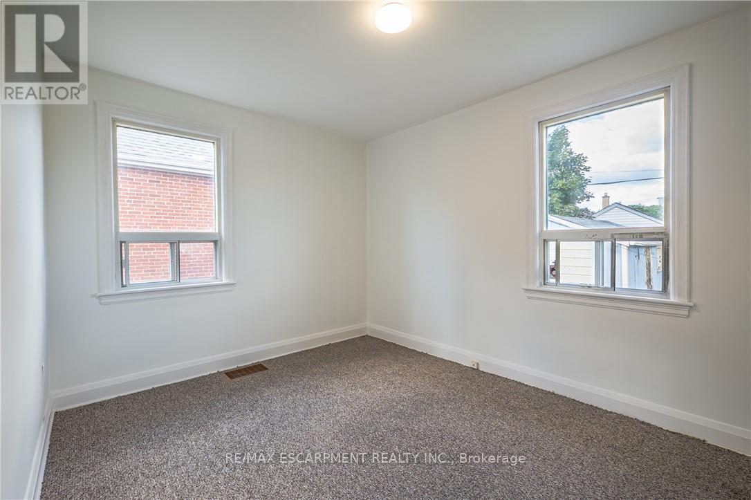 150 Beland Avenue S, Hamilton, ON