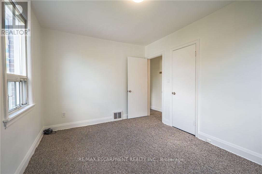 150 Beland Avenue S, Hamilton, ON