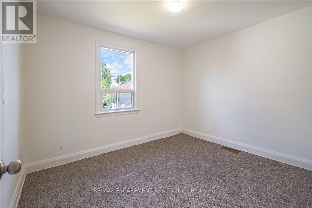 150 Beland Avenue S, Hamilton, ON