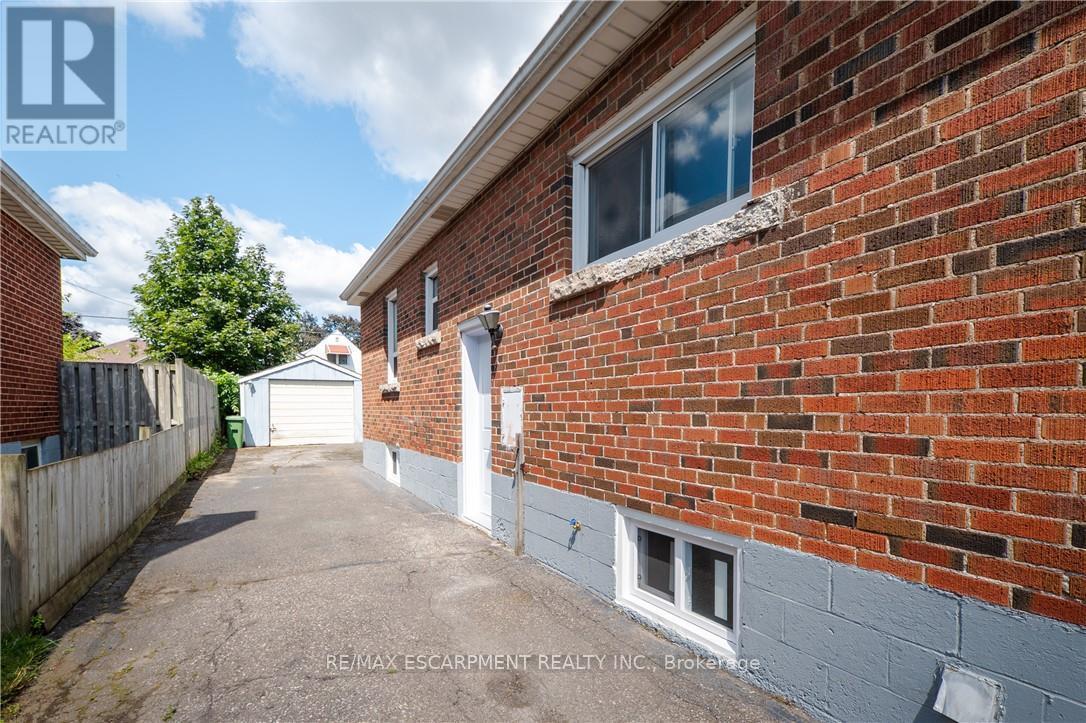 150 Beland Avenue S, Hamilton, ON