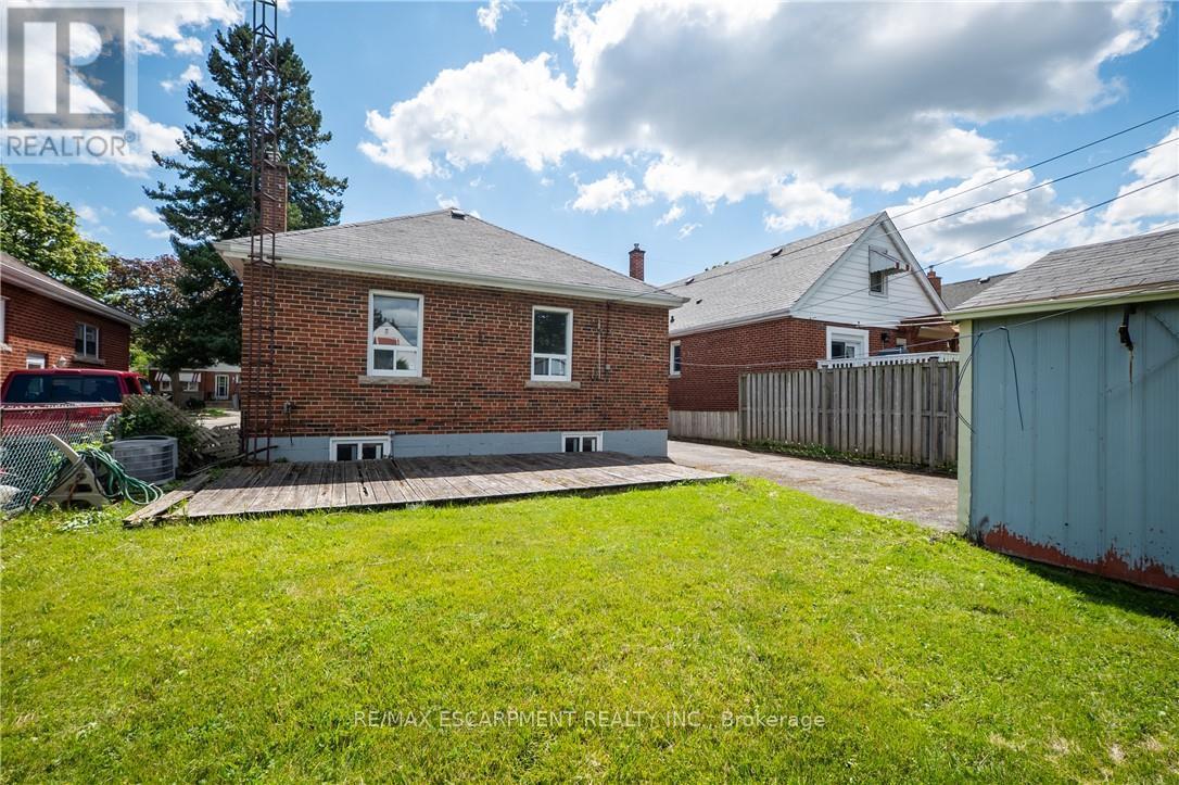 150 Beland Avenue S, Hamilton, ON