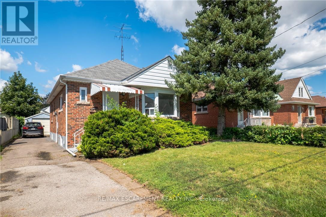 150 Beland Avenue S, Hamilton, ON