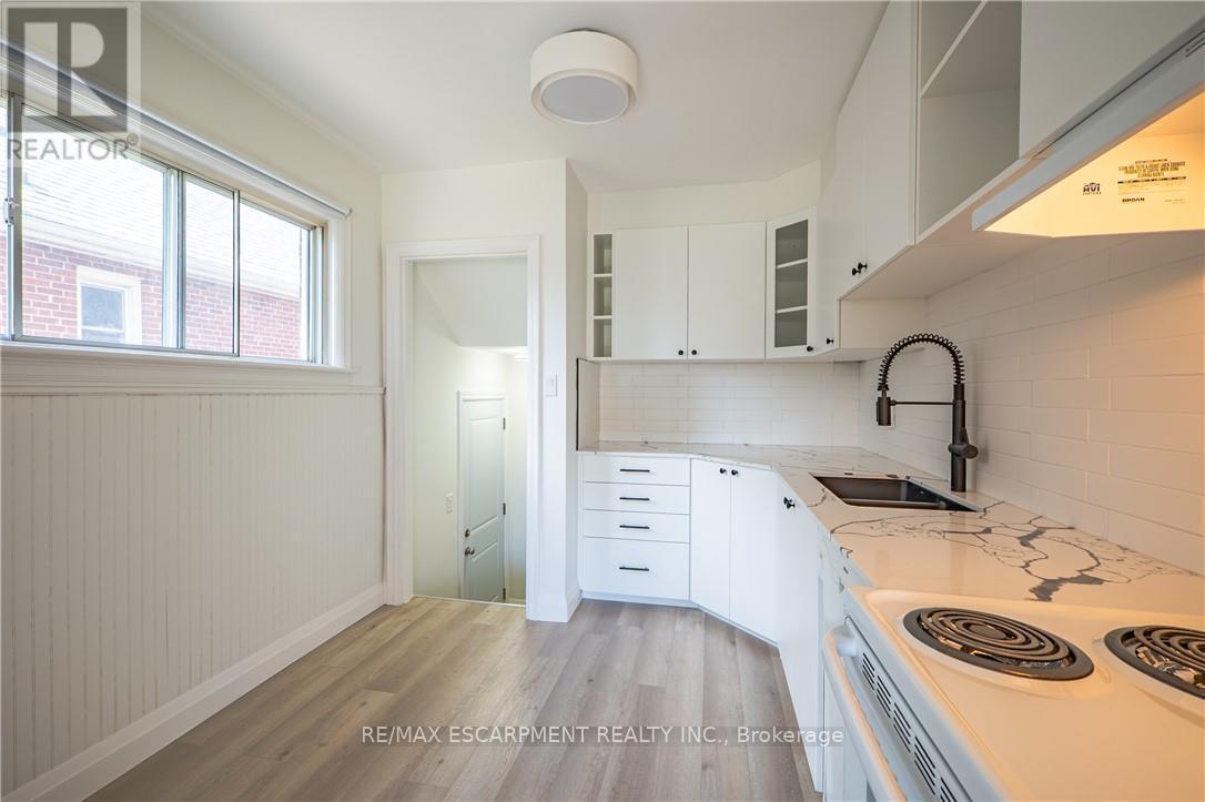 150 Beland Avenue S, Hamilton, ON