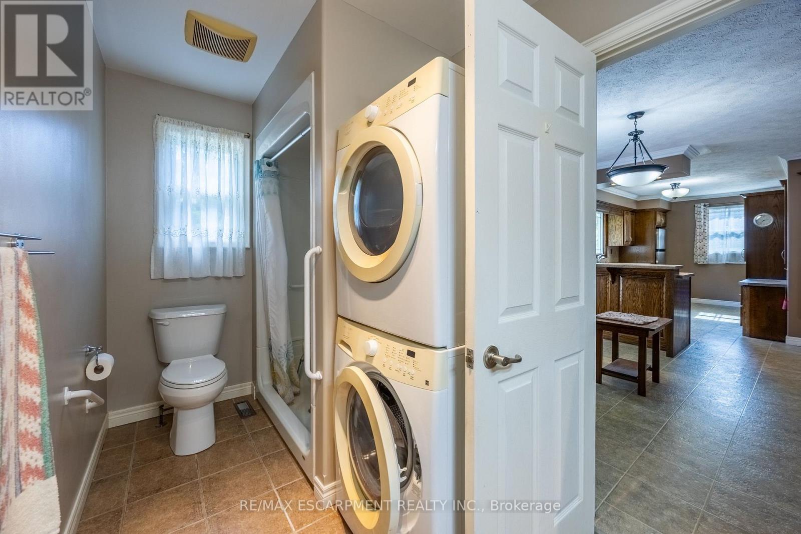 14 Carrick Street, Haldimand, ON