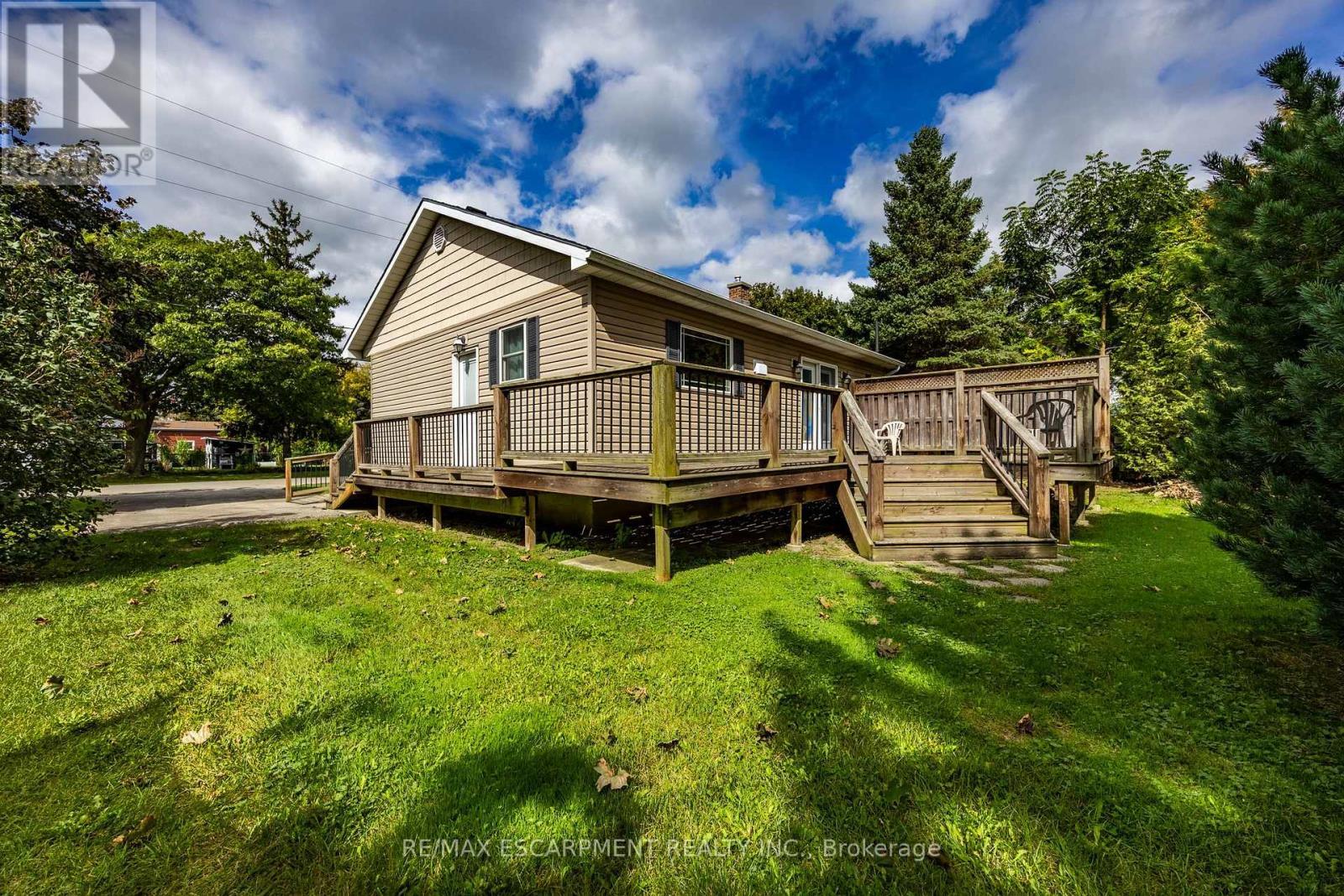 14 Carrick Street, Haldimand, ON