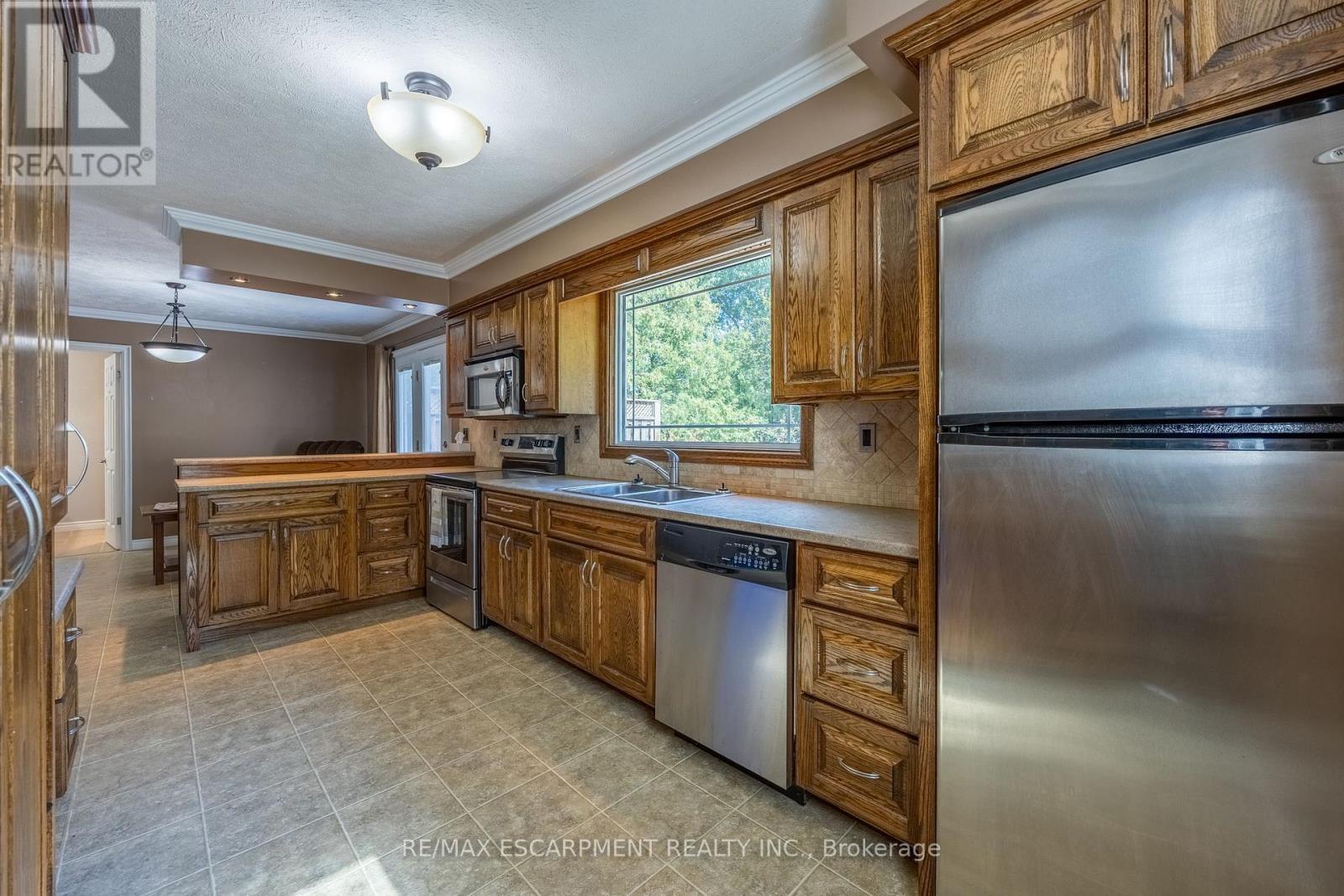14 Carrick Street, Haldimand, ON