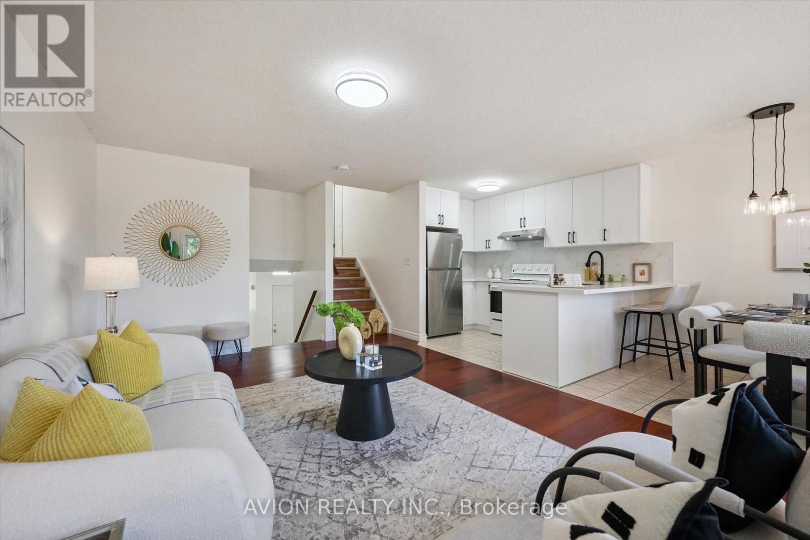 206 Buttercup Court, Waterloo, ON