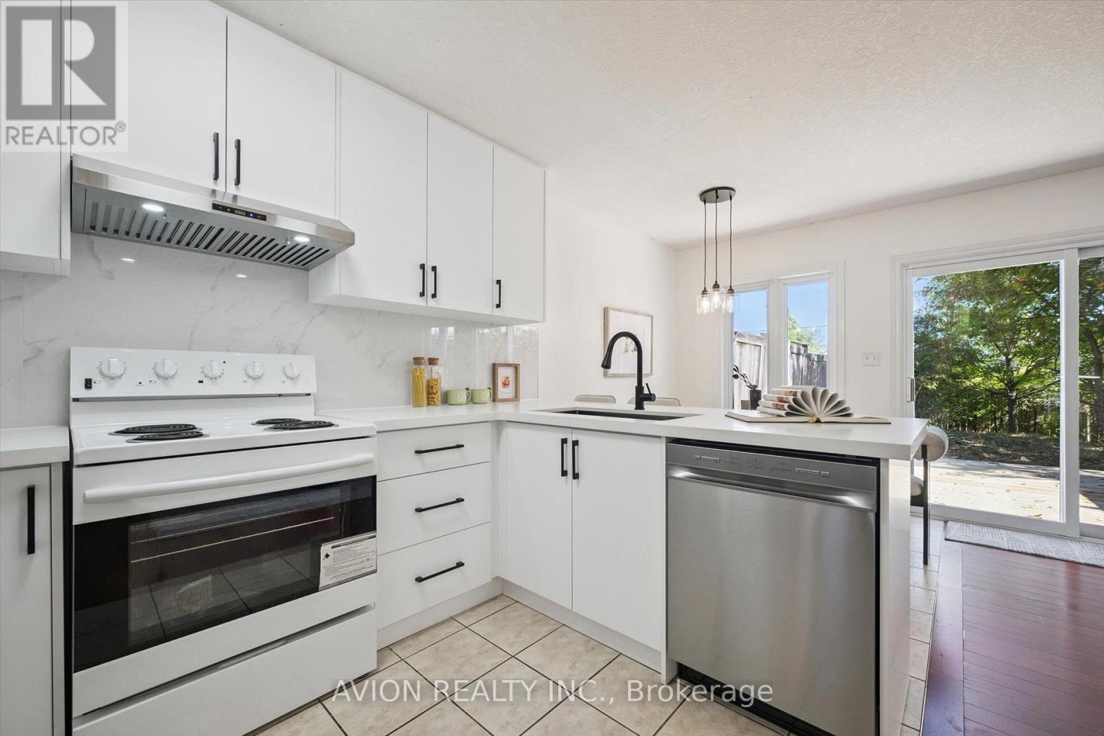 206 Buttercup Court, Waterloo, ON
