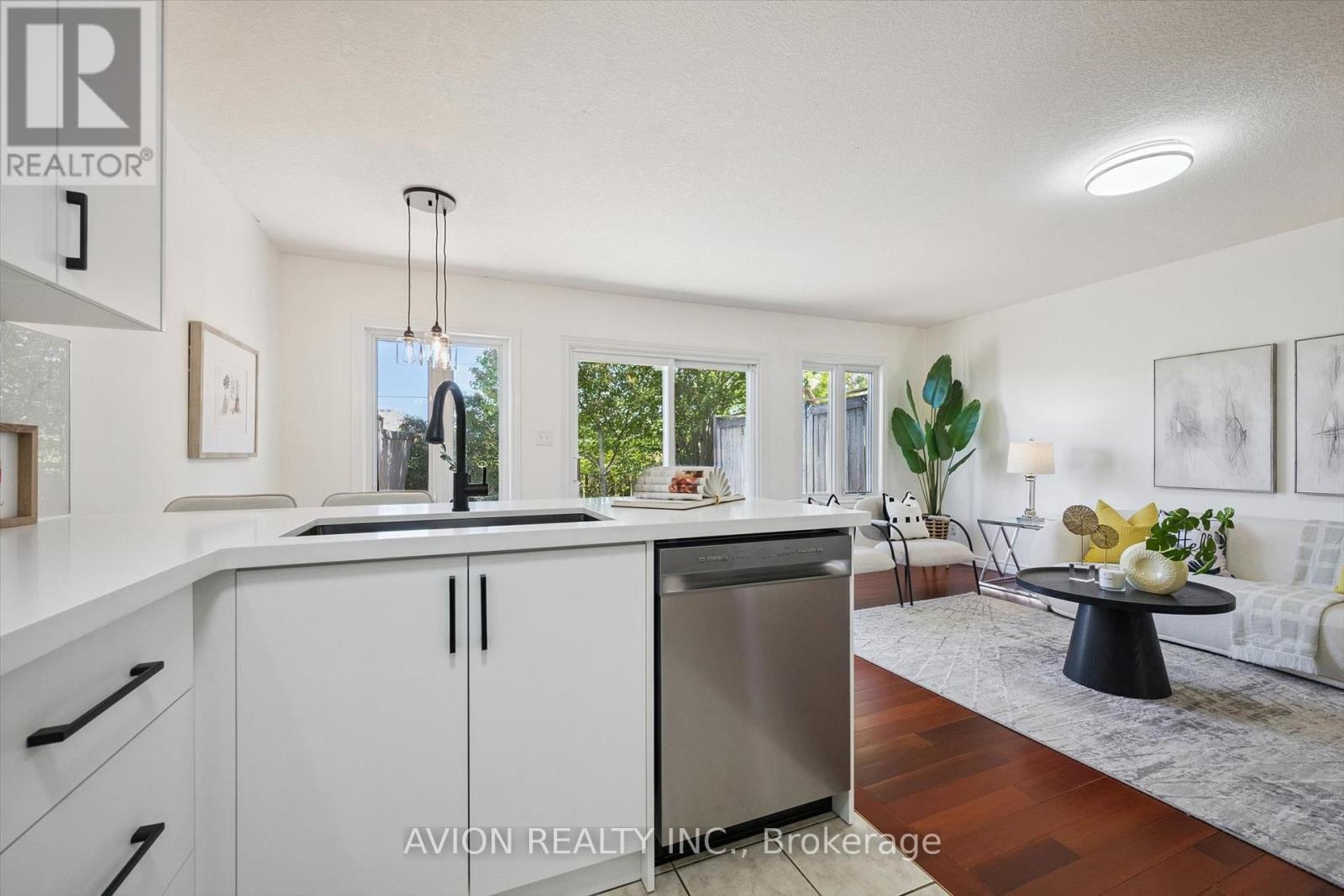 206 Buttercup Court, Waterloo, ON
