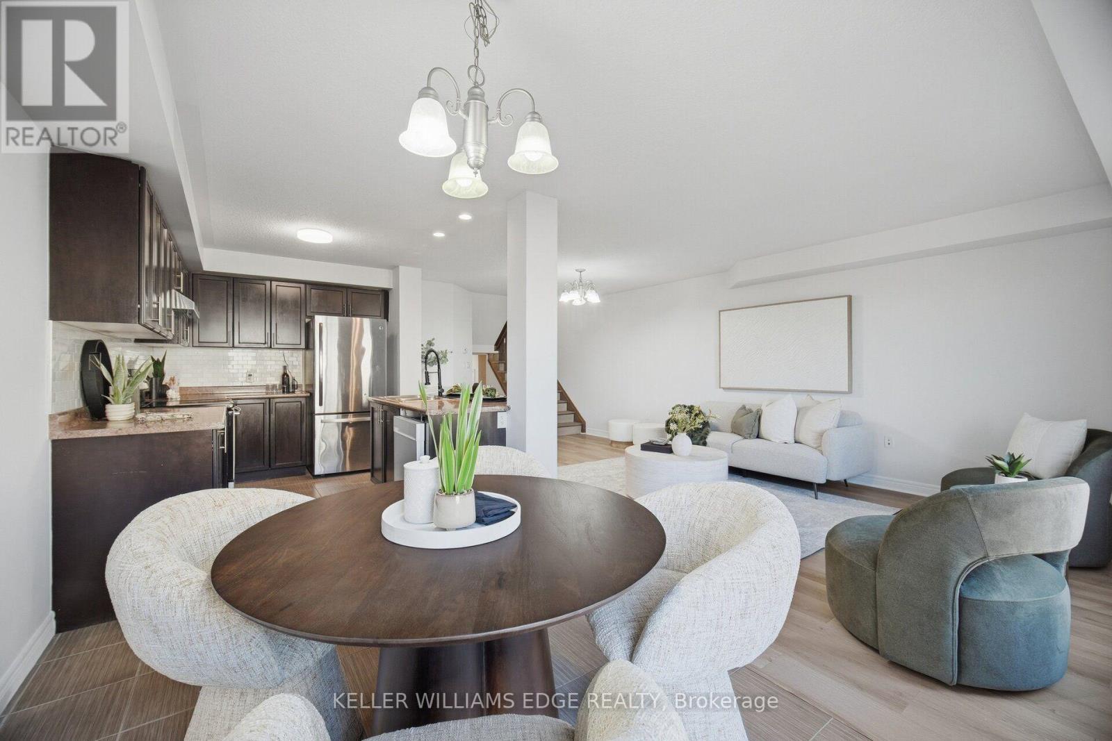 98 Bloom Crescent, Hamilton, ON