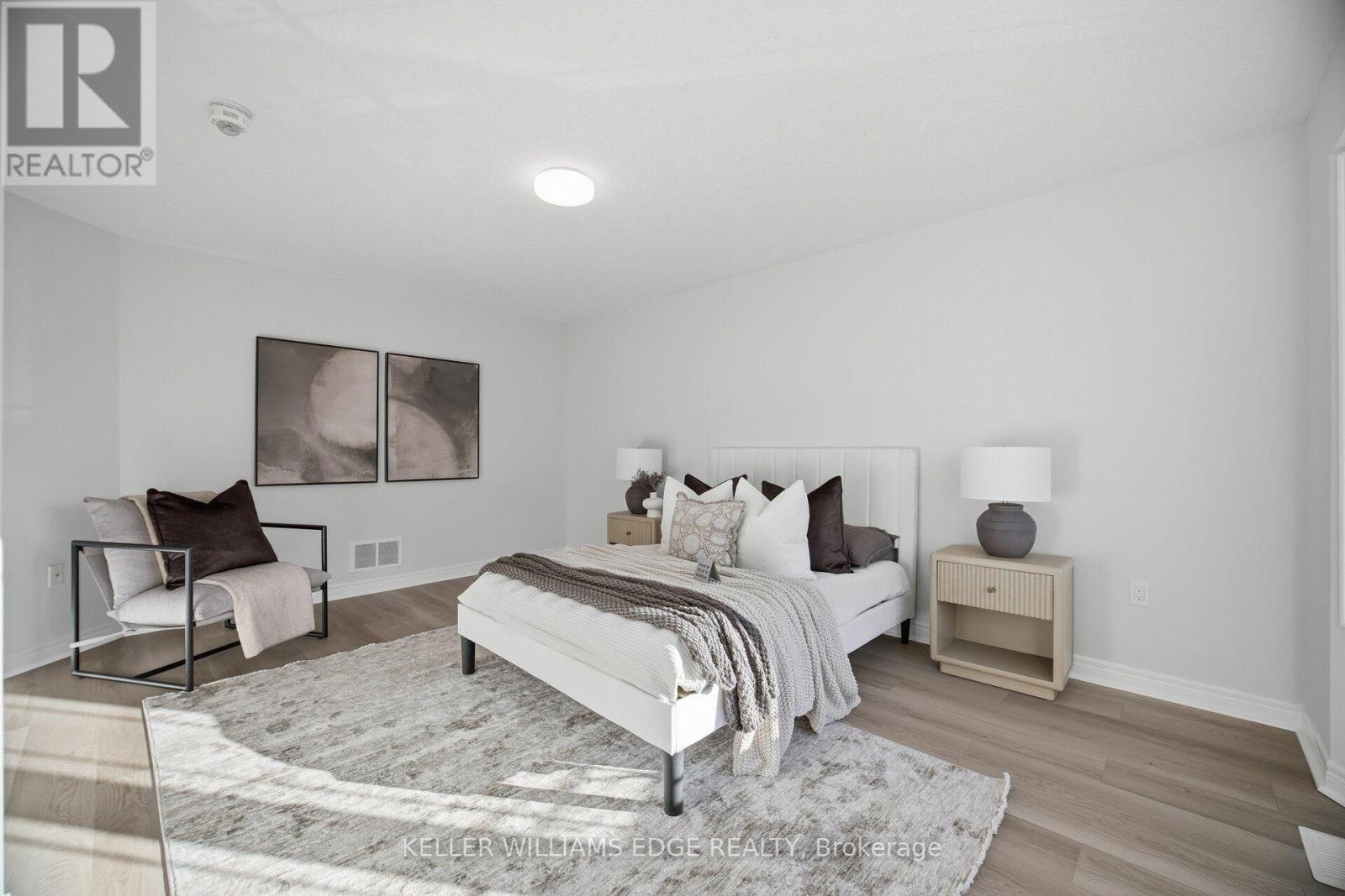 98 Bloom Crescent, Hamilton, ON