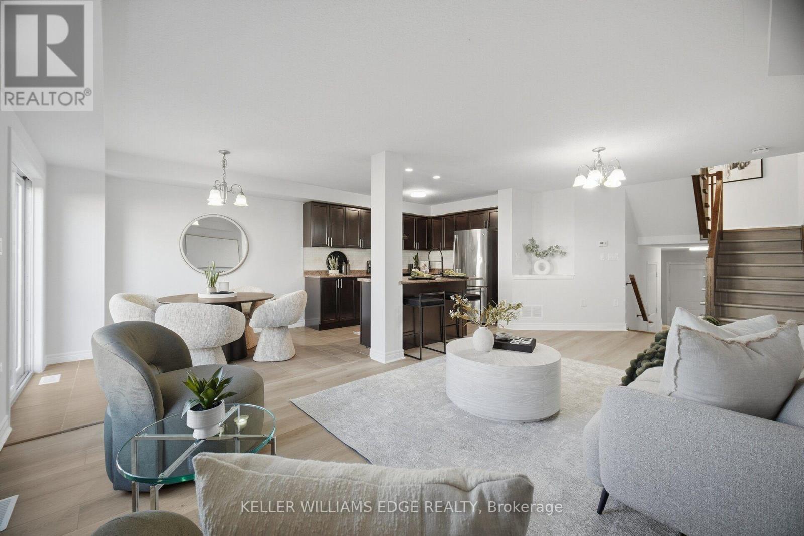 98 Bloom Crescent, Hamilton, ON