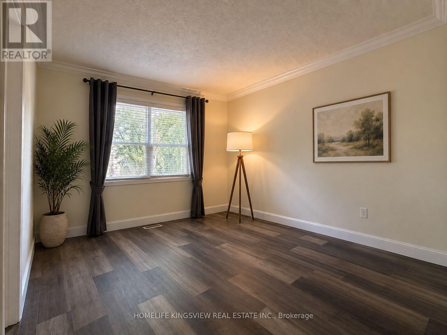 39 Pioneer Pathway, Toronto, ON