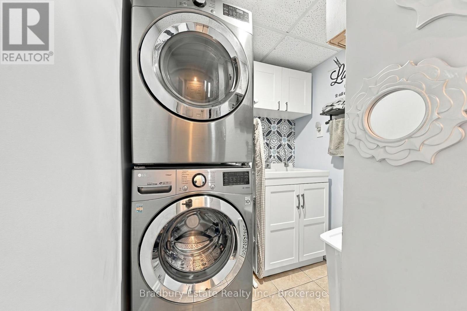 2301 Barclay Road, Burlington (Brant), ON