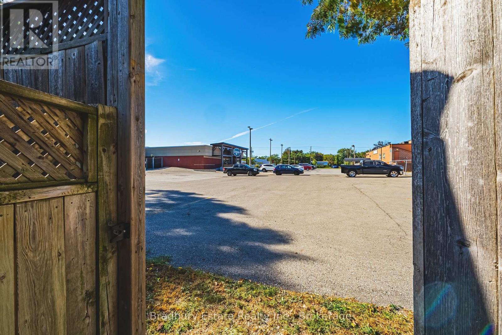 2301 Barclay Road, Burlington (Brant), ON
