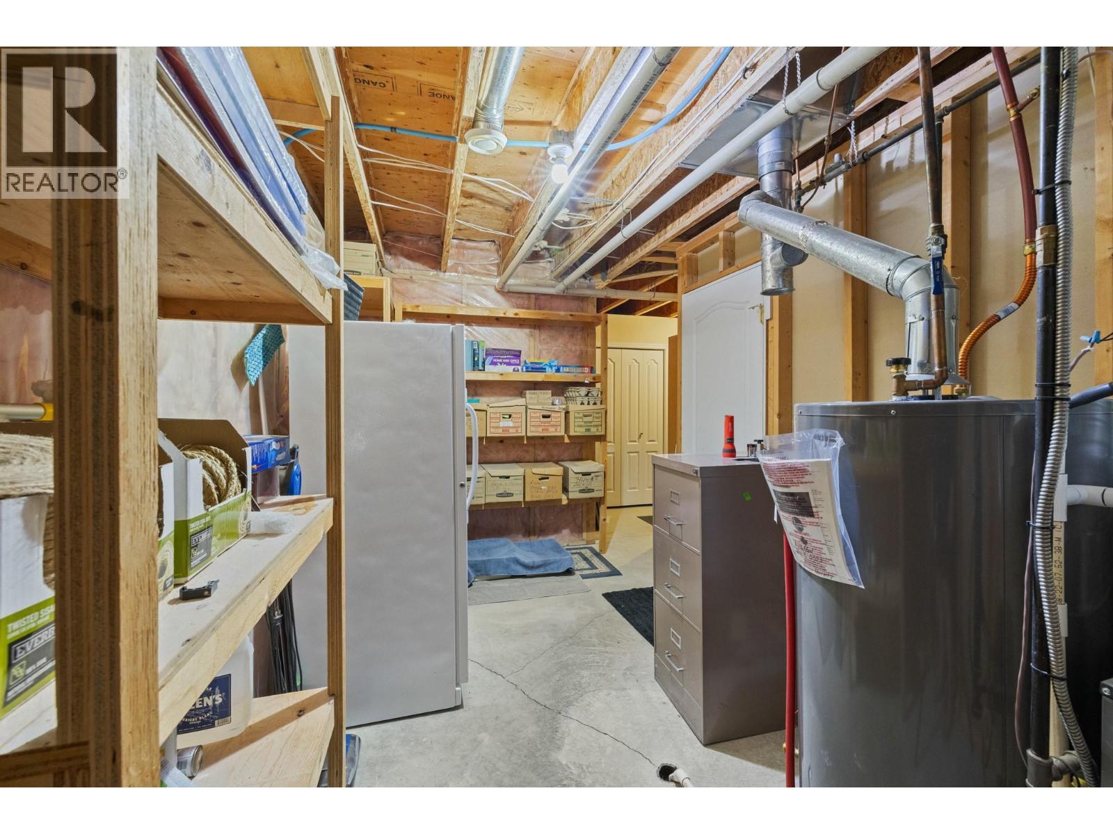 Updated furnace, Air conditioner and Water tank - 2300 Silver Place Unit# 3, Kelowna, BC