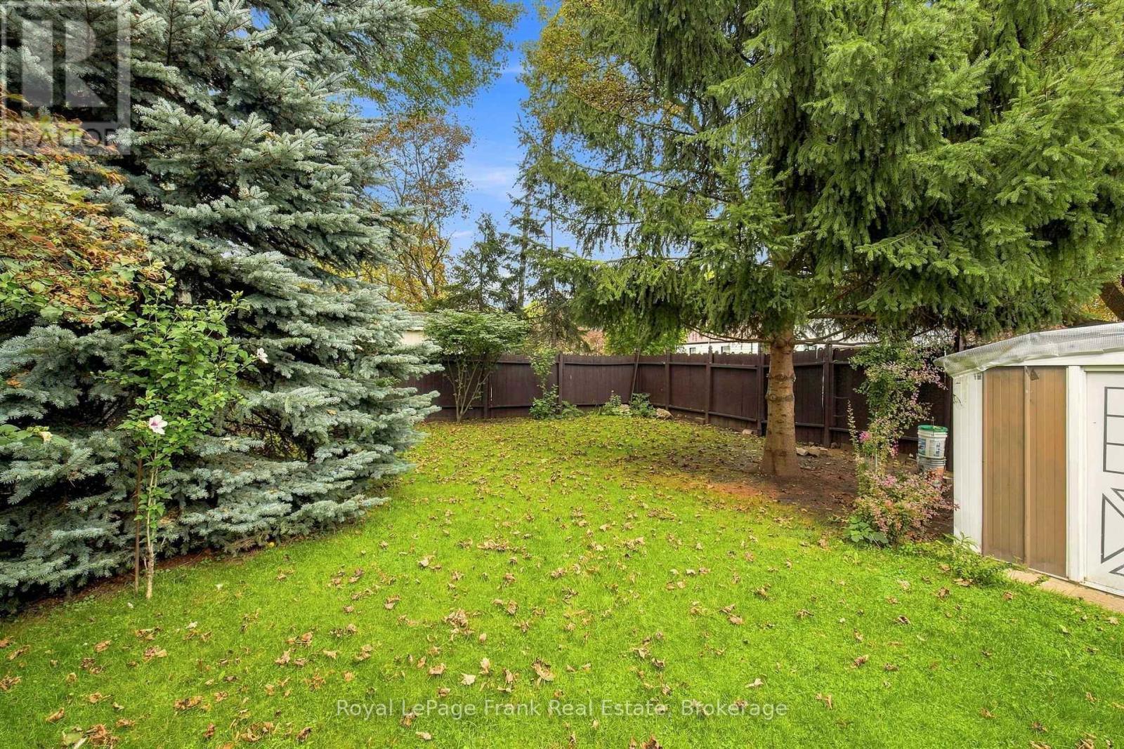 126 Lauder Road, Oshawa (O'Neill), ON