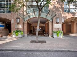 305 - 25 GEORGE STREET Toronto, ON M5A 4L8