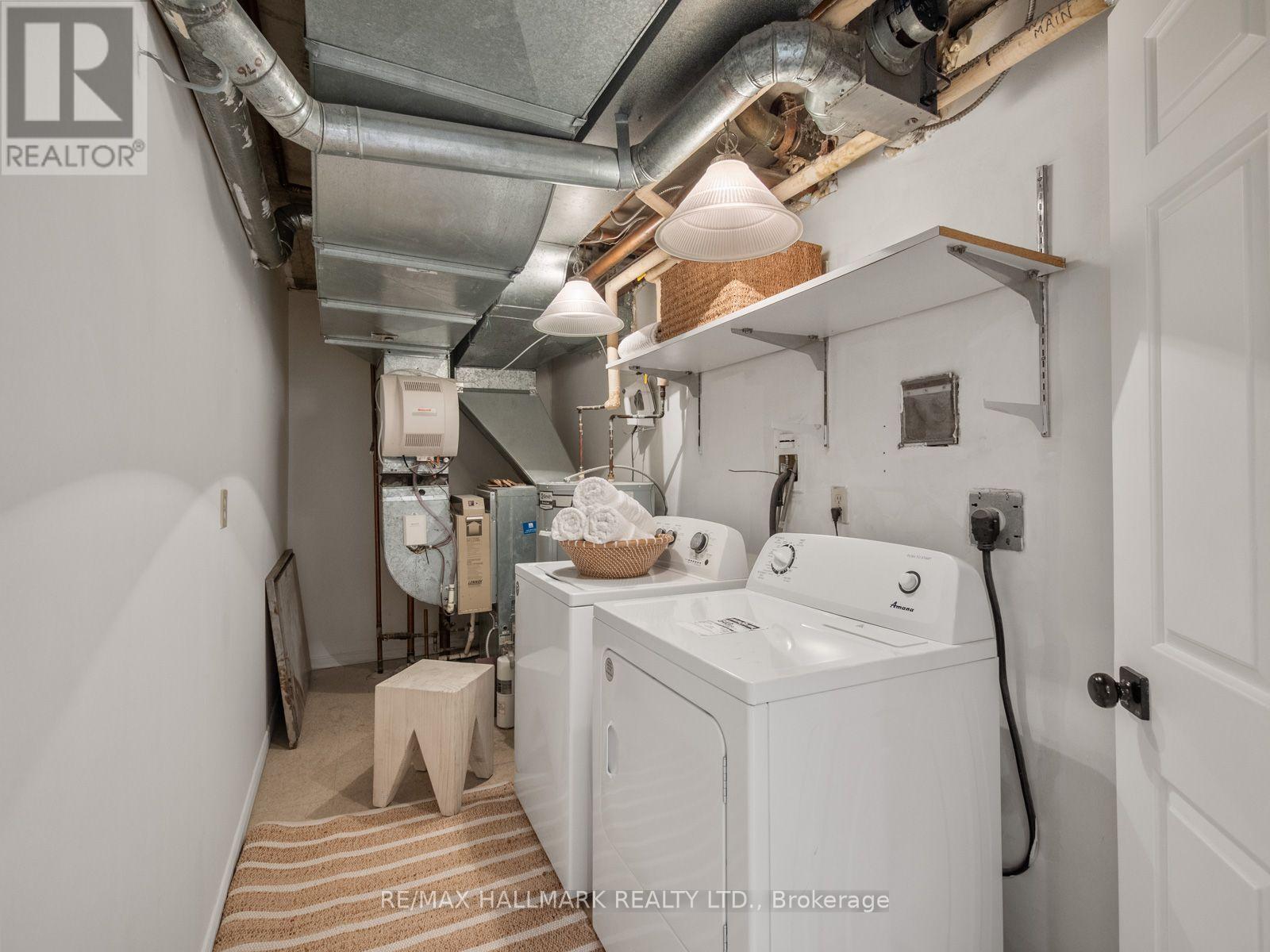 305 - 25 George Street, Toronto, ON