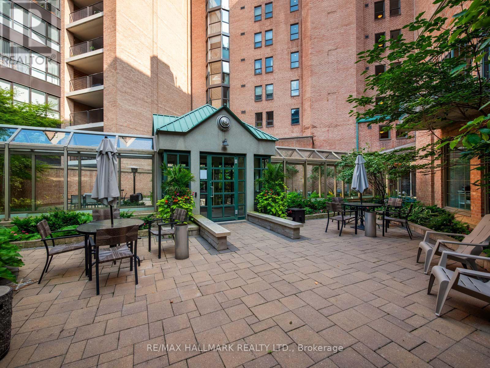 305 - 25 George Street, Toronto, ON