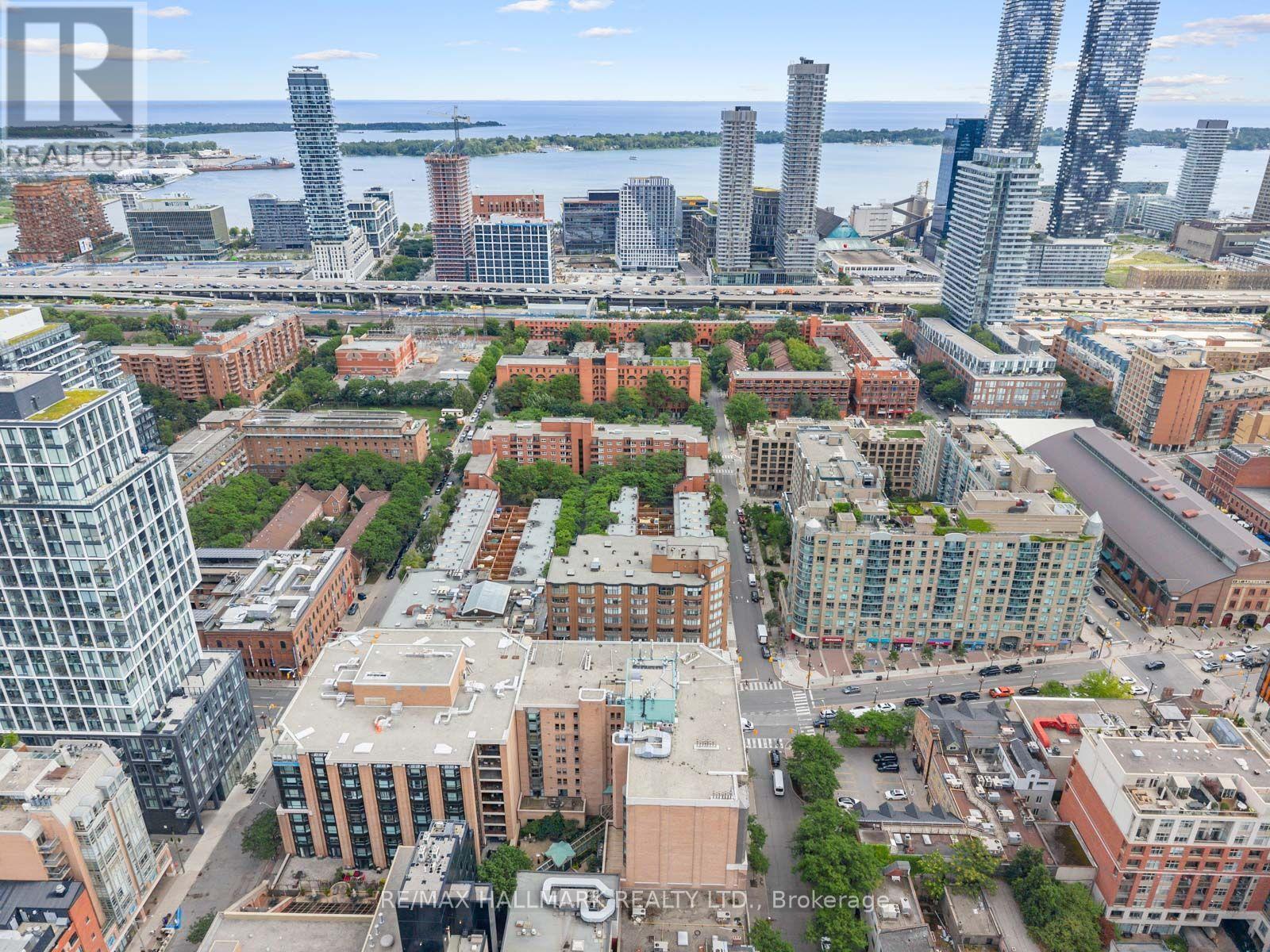305 - 25 George Street, Toronto, ON