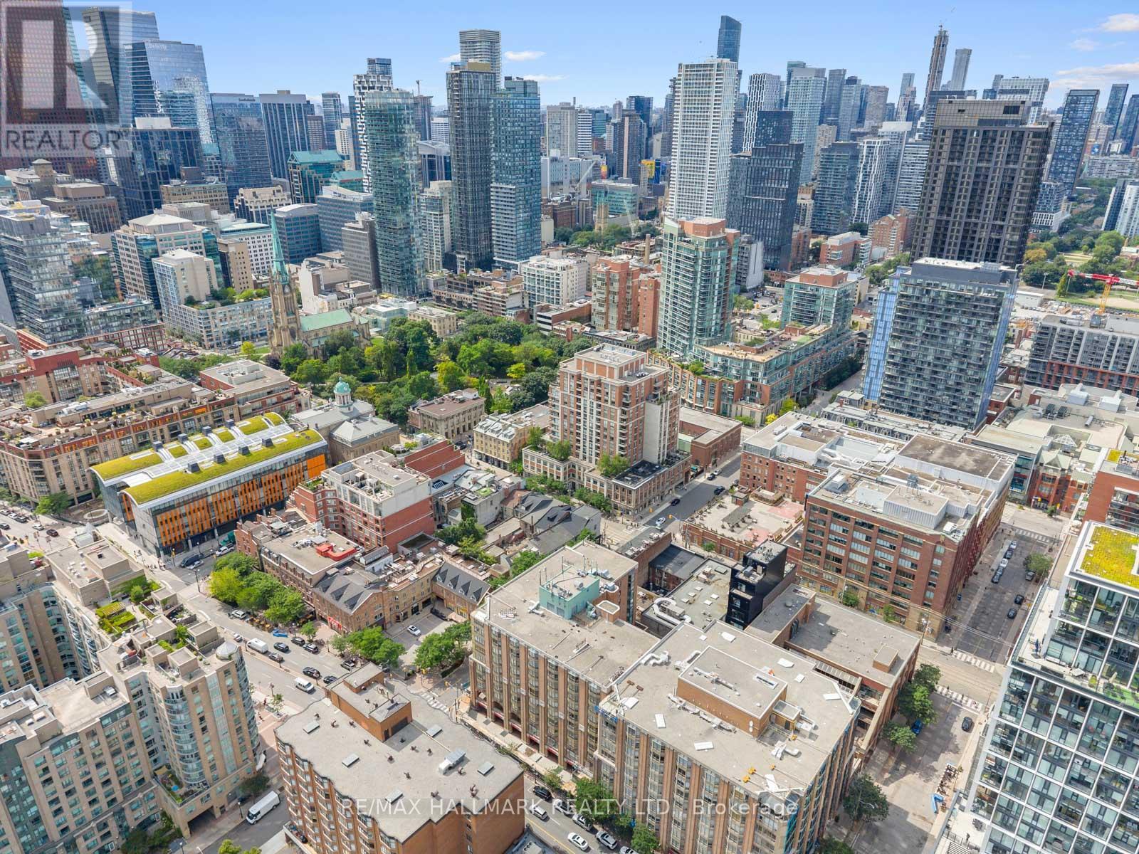 305 - 25 George Street, Toronto, ON