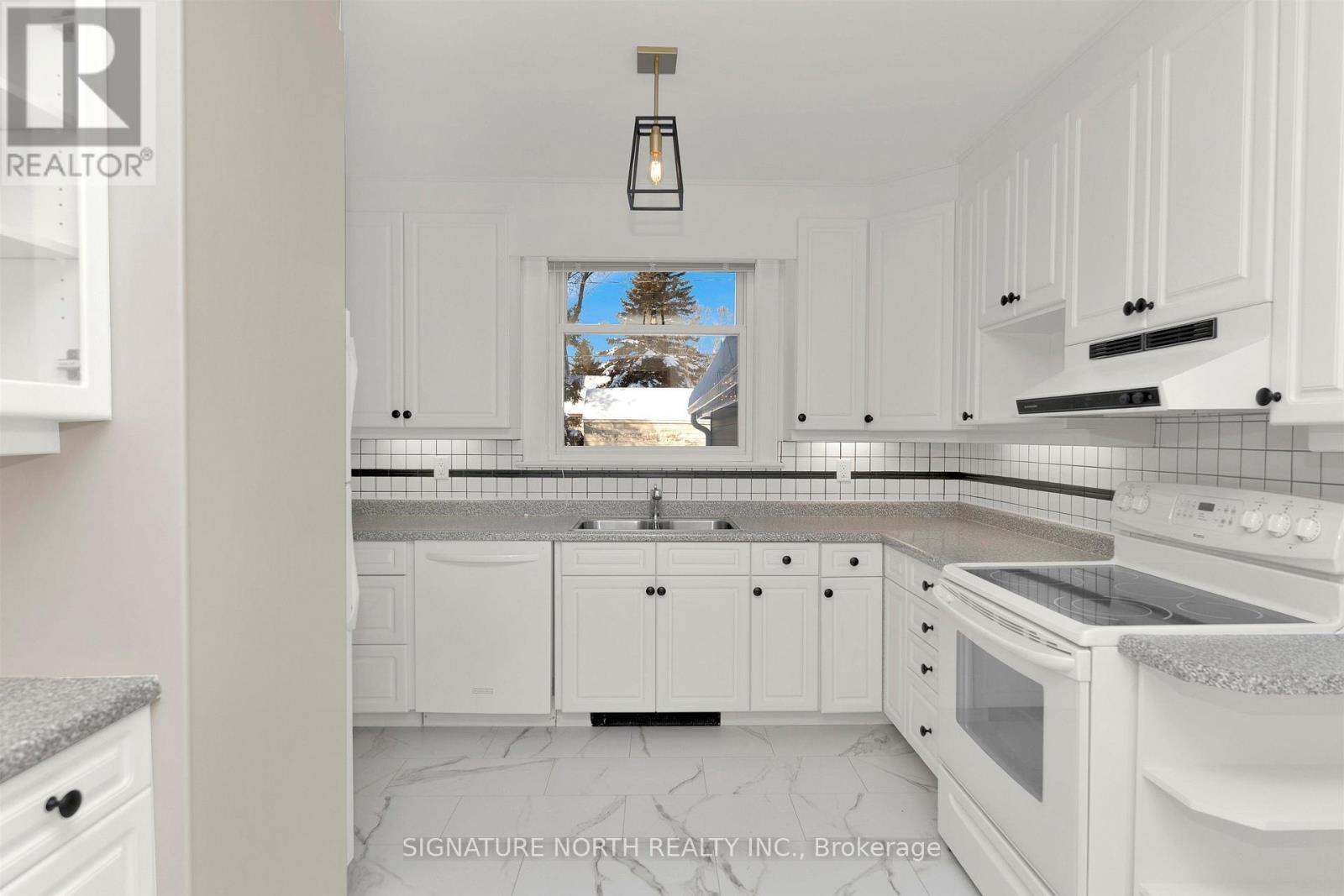 120 High Street, Thunder Bay (Mariday Heights), ON