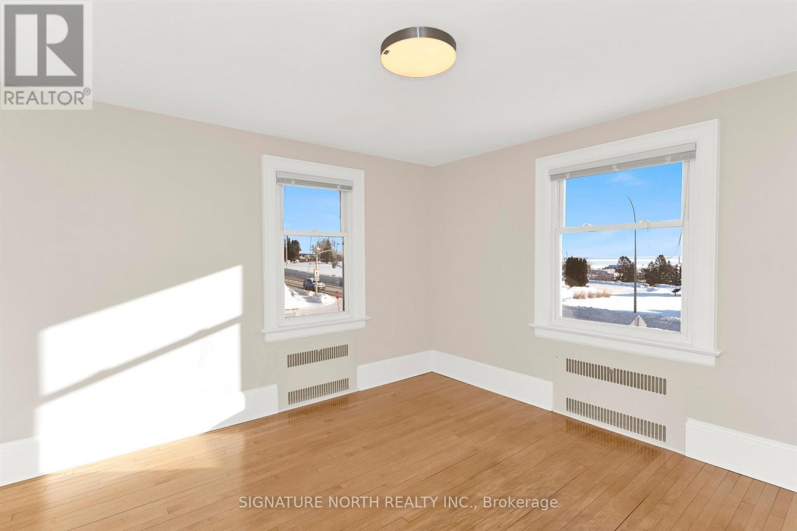 120 High Street, Thunder Bay (Mariday Heights), ON