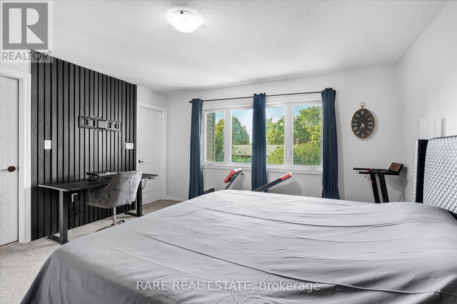 267 Fleetwood Drive, Oshawa, ON