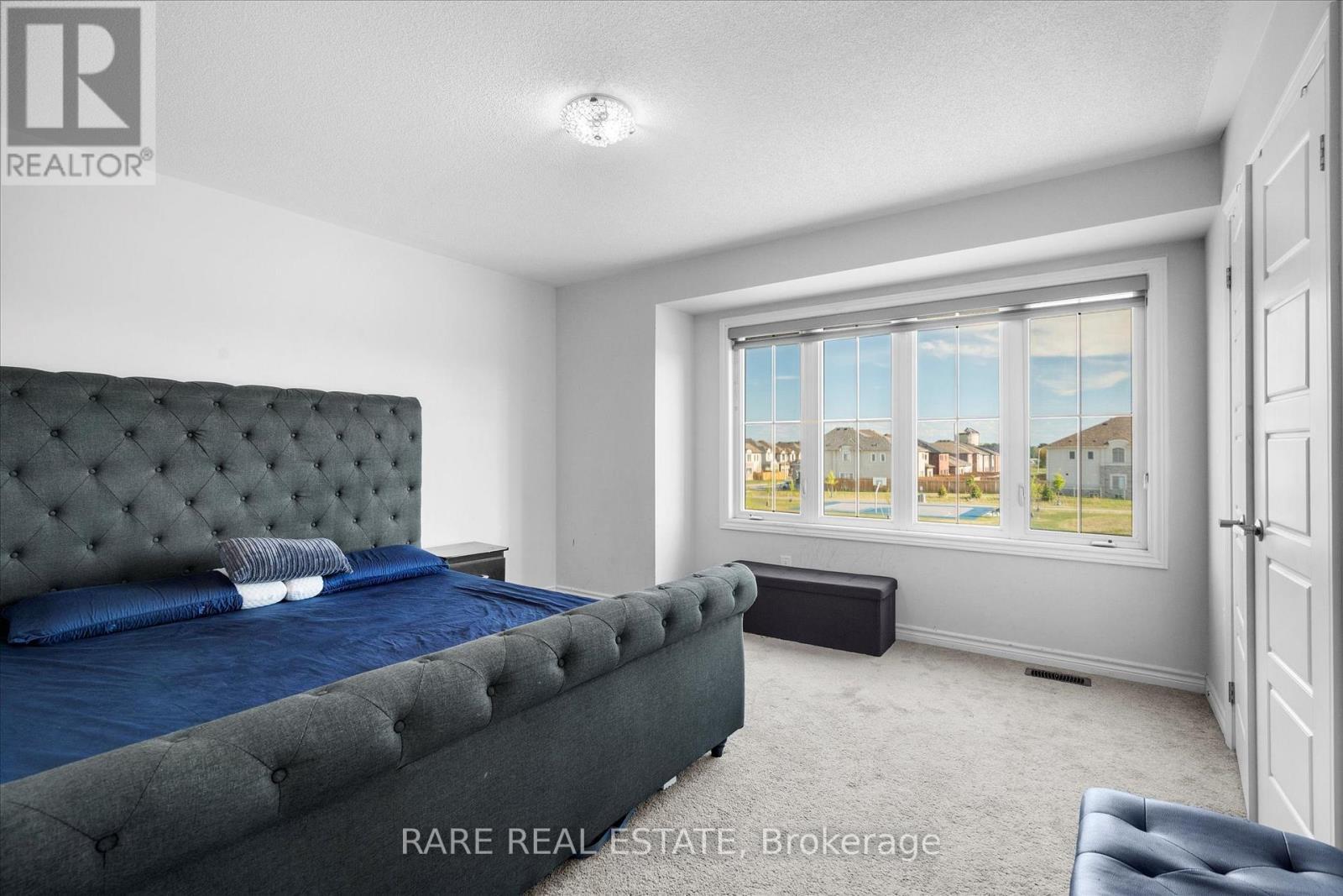 267 Fleetwood Drive, Oshawa, ON