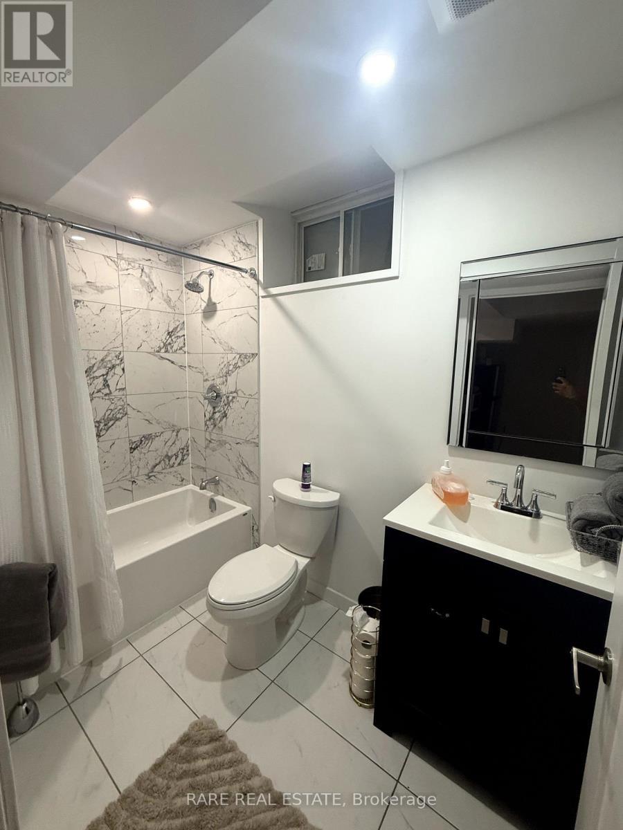 267 Fleetwood Drive, Oshawa, ON