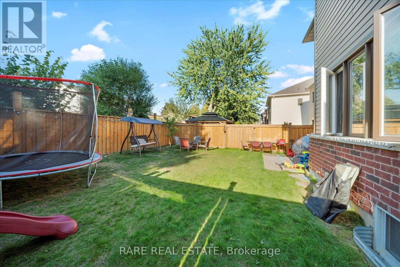 267 Fleetwood Drive, Oshawa, ON