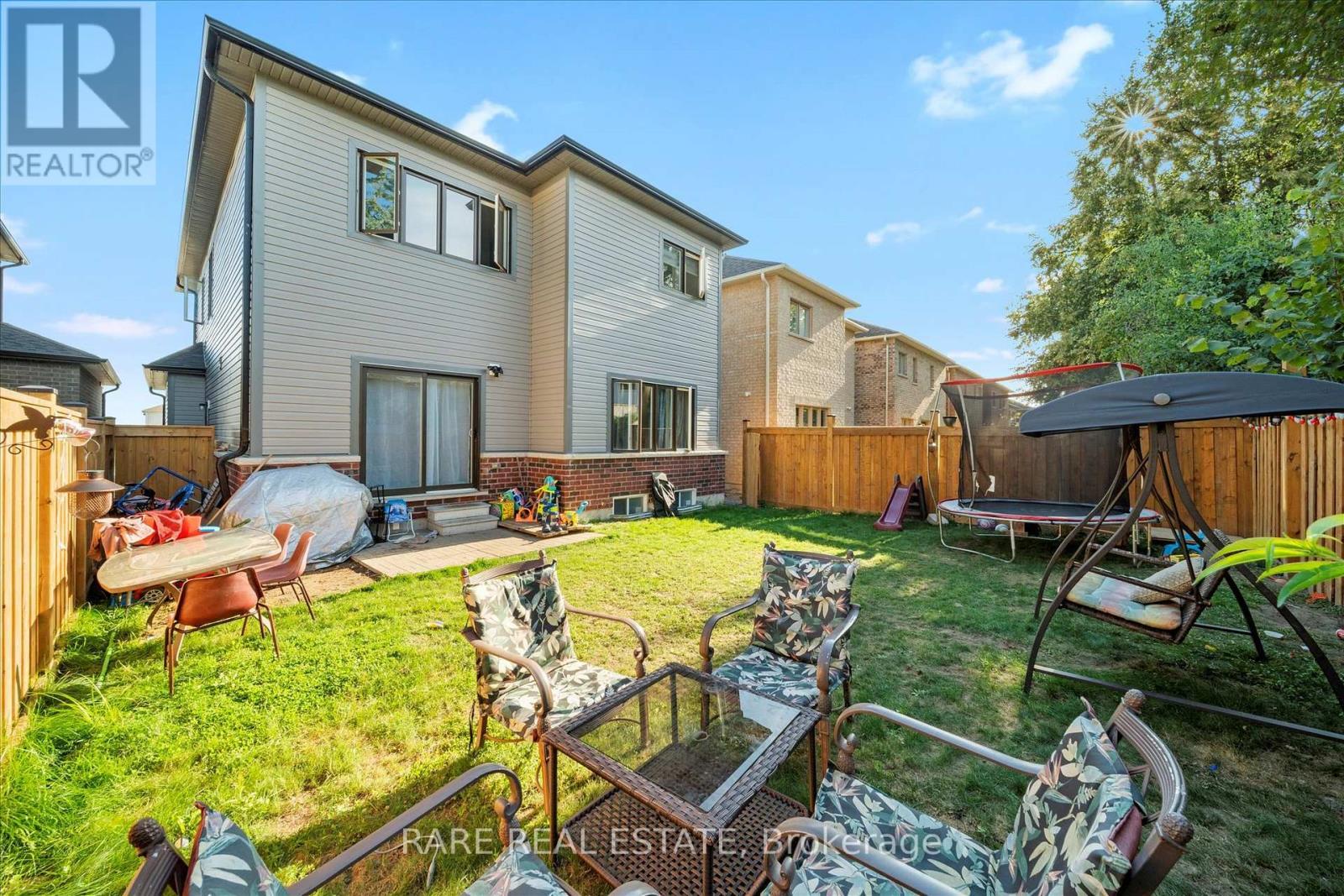 267 Fleetwood Drive, Oshawa, ON