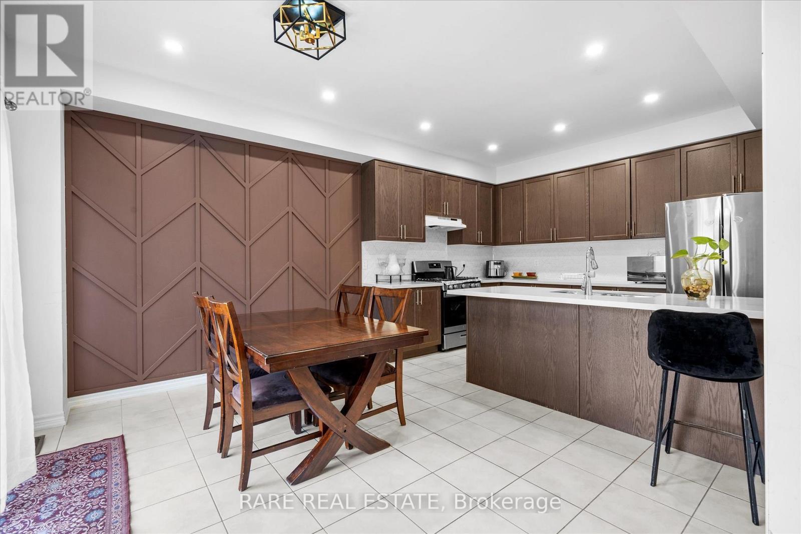 267 Fleetwood Drive, Oshawa, ON