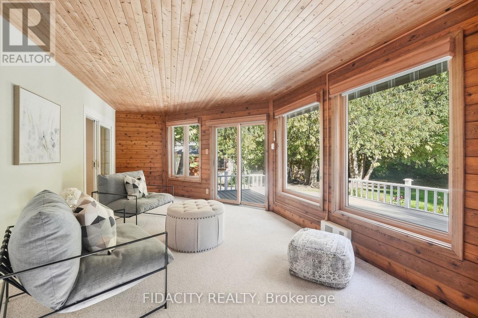 36 Beverly Street, Ottawa, ON