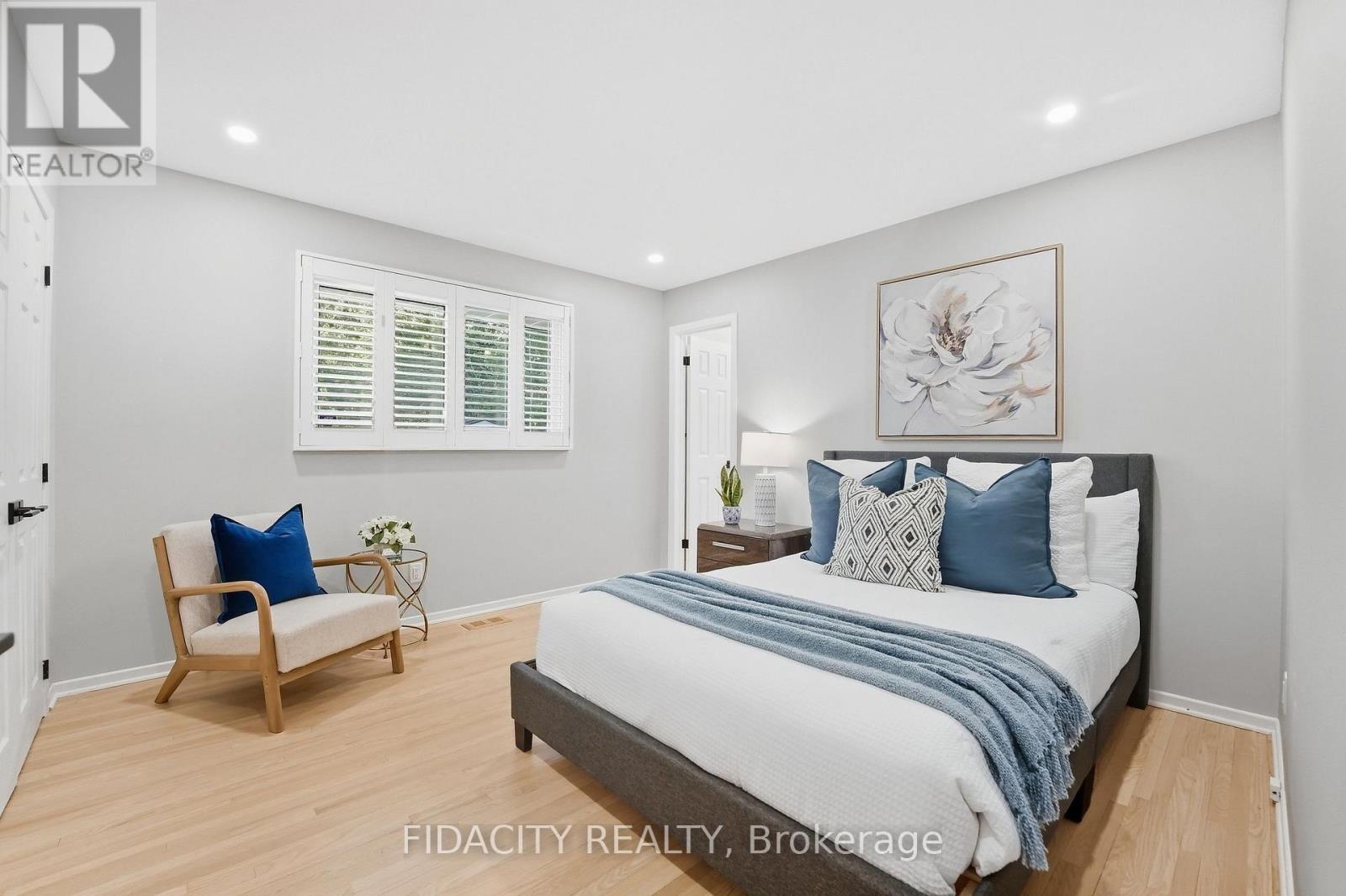 36 Beverly Street, Ottawa, ON