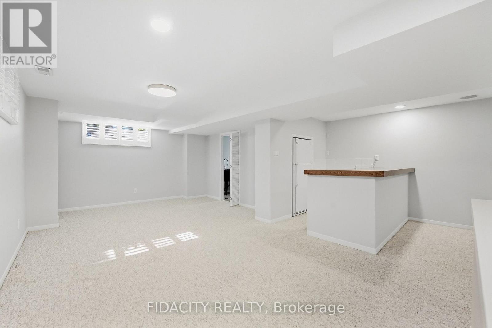 36 Beverly Street, Ottawa, ON