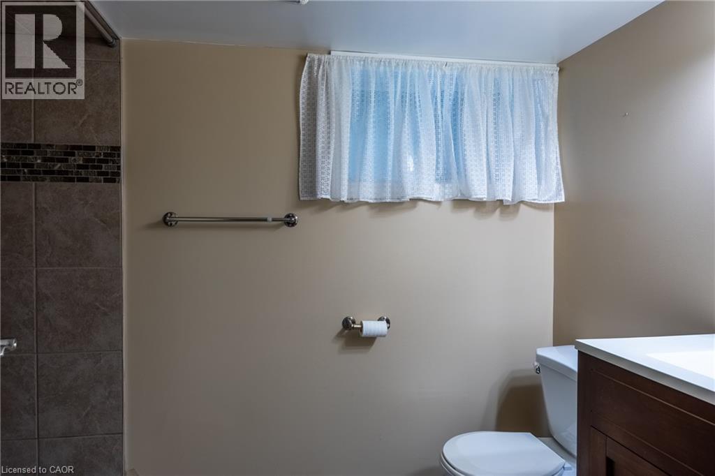 14 Carrick Street, Hagersville, ON