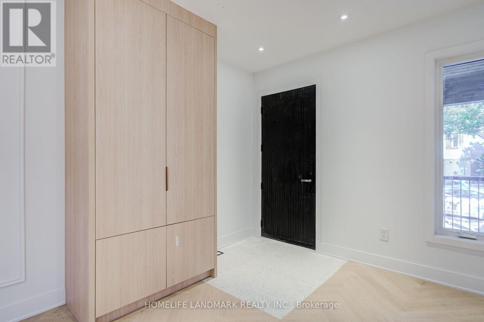 34 Hiawatha Road, Toronto, ON