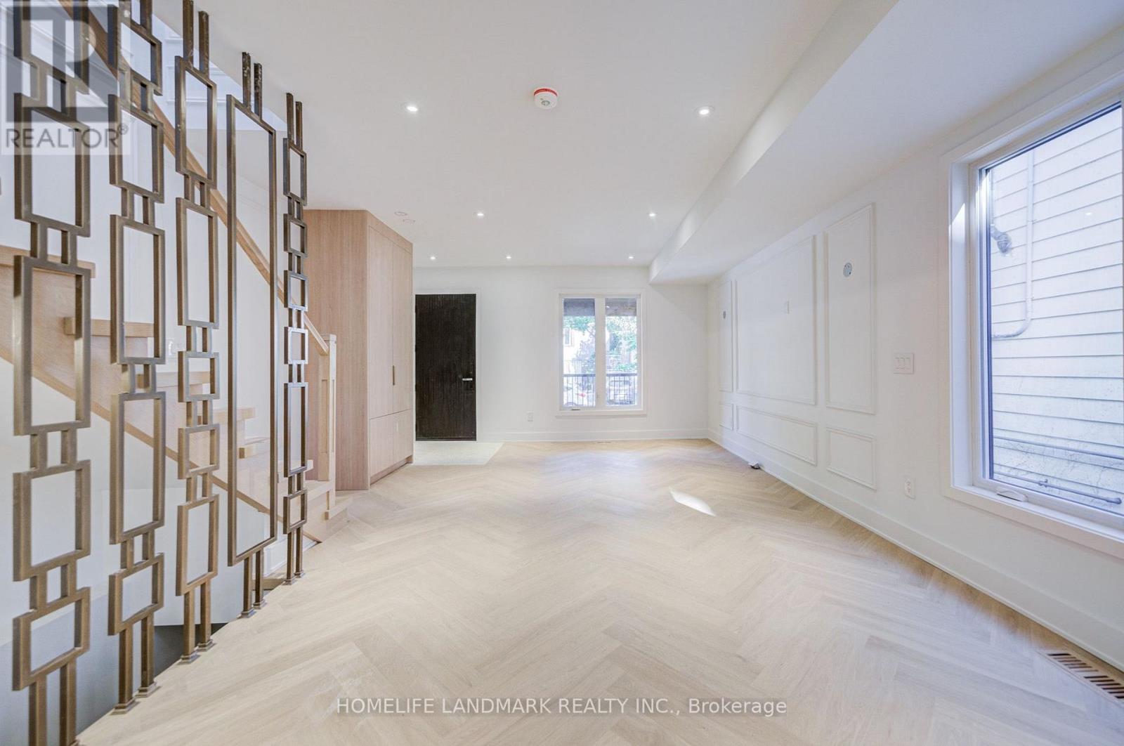 34 Hiawatha Road, Toronto, ON