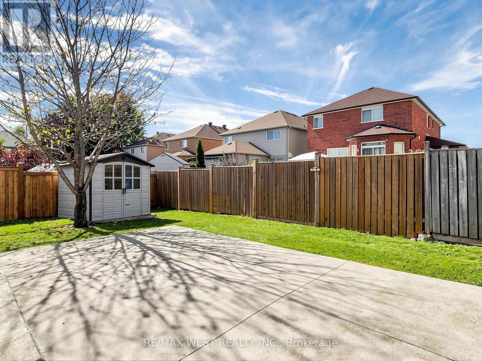 63 Echo Ridge Crescent, Vaughan, ON