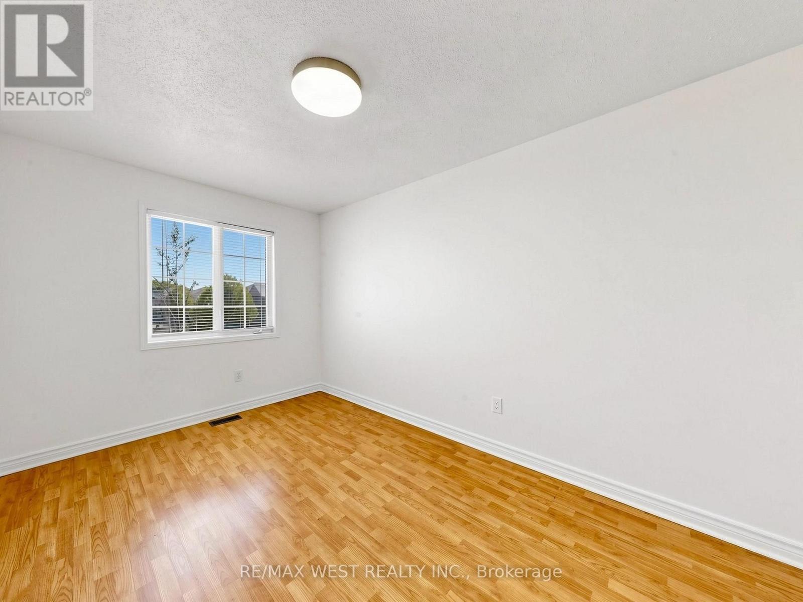 63 Echo Ridge Crescent, Vaughan, ON